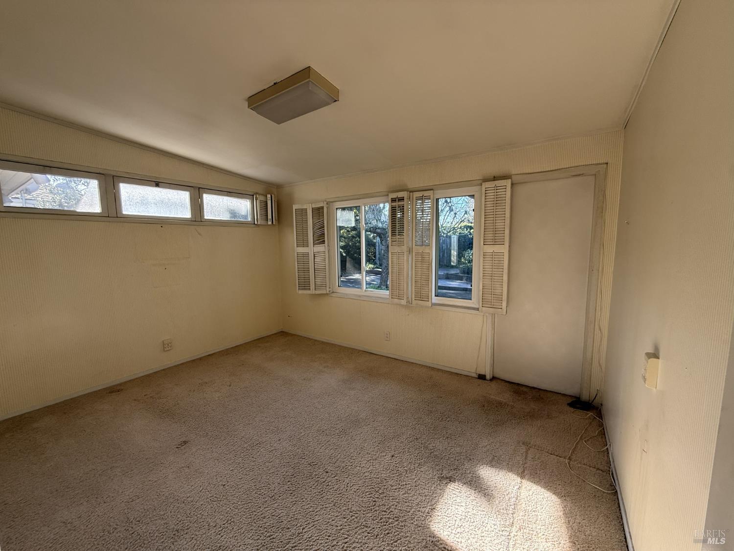 Detail Gallery Image 18 of 22 For 1644 Julianne Pl, Santa Rosa,  CA 95404 - 2 Beds | 1/1 Baths