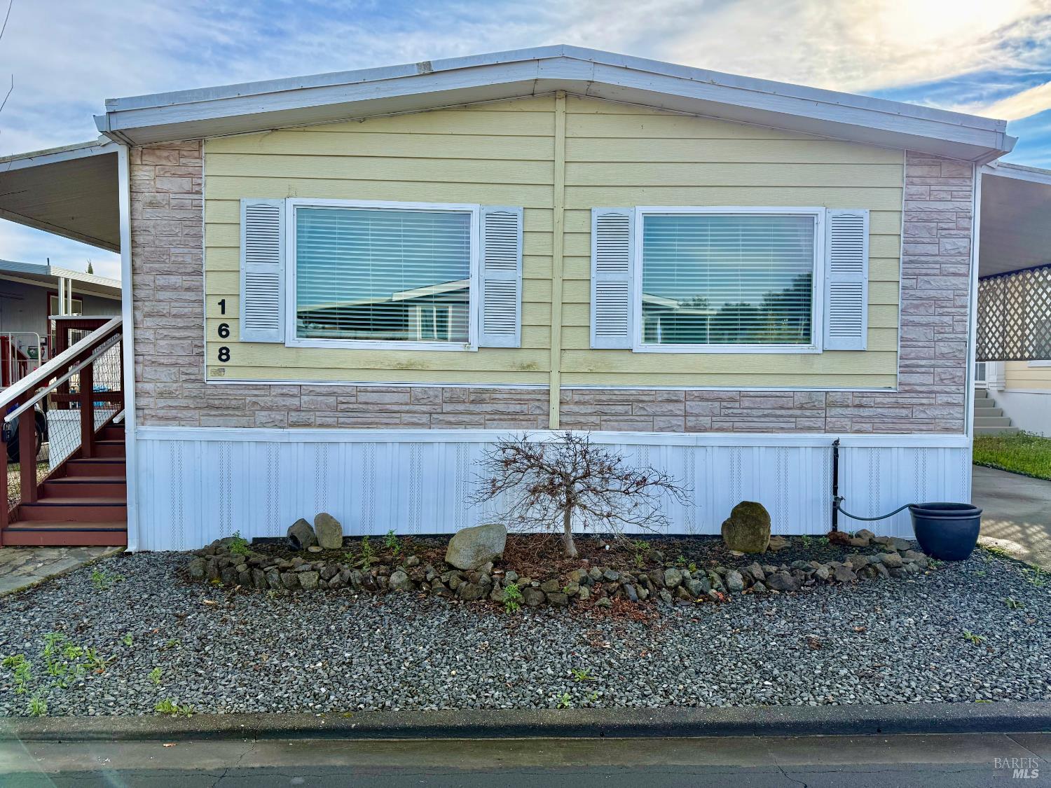 Detail Gallery Image 2 of 33 For 168 Shoreham Way, Santa Rosa,  CA 95401 - 2 Beds | 2 Baths