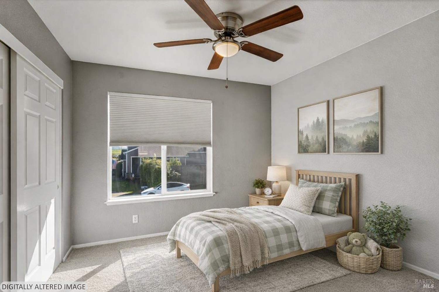 Detail Gallery Image 33 of 77 For 1210 Maple Dr, Rohnert Park,  CA 94928 - 3 Beds | 2/1 Baths