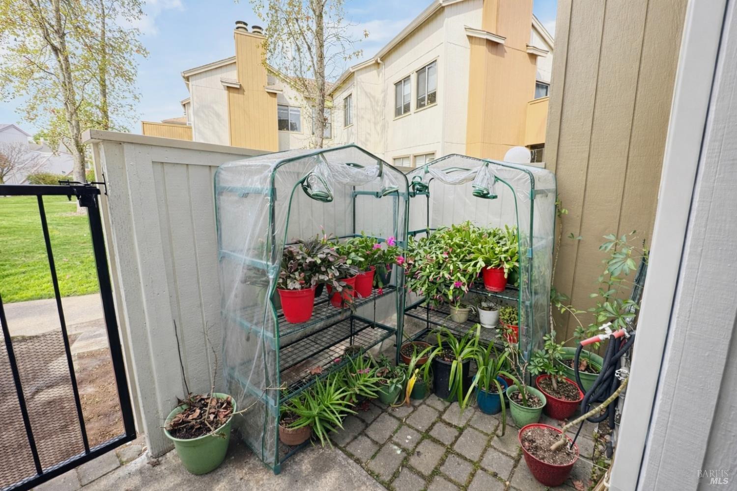 Detail Gallery Image 21 of 35 For 2607 Westberry Dr, Santa Rosa,  CA 95403 - 3 Beds | 2/1 Baths