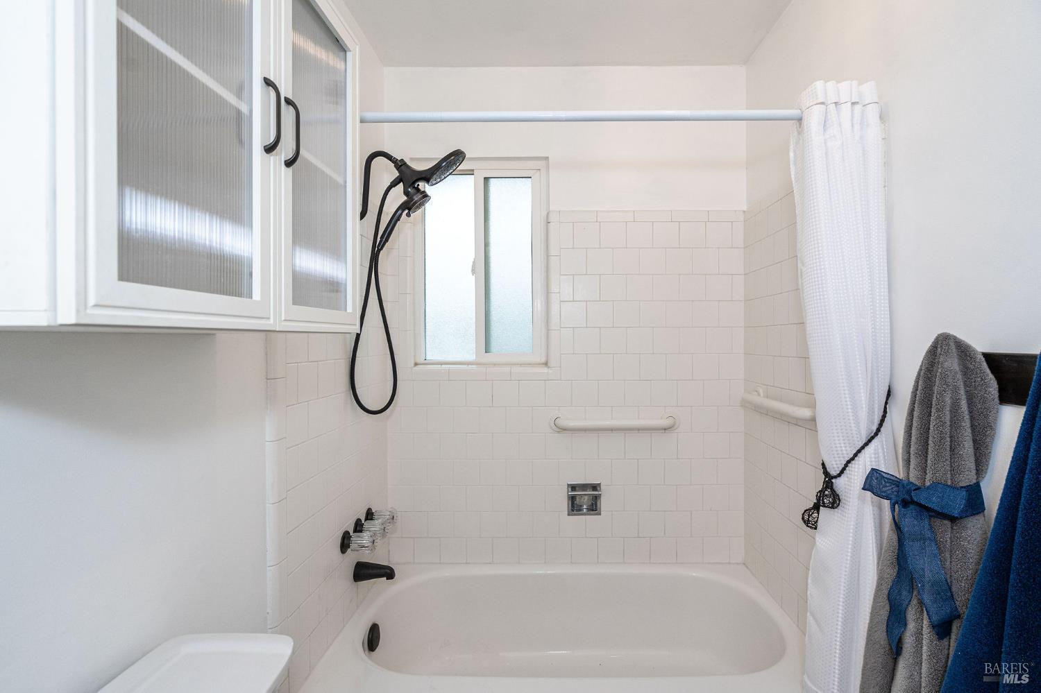 Detail Gallery Image 27 of 53 For 4360 Princeton Way, Santa Rosa,  CA 95405 - 4 Beds | 2 Baths