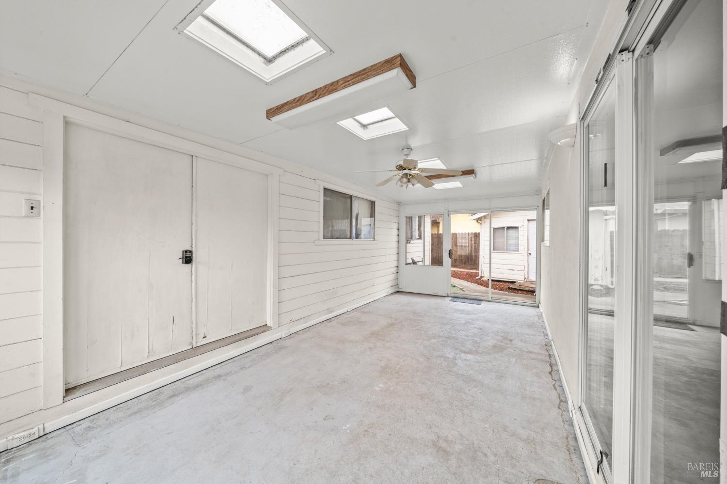 Detail Gallery Image 29 of 44 For 1949 New Jersey St, Fairfield,  CA 94533 - 3 Beds | 2 Baths