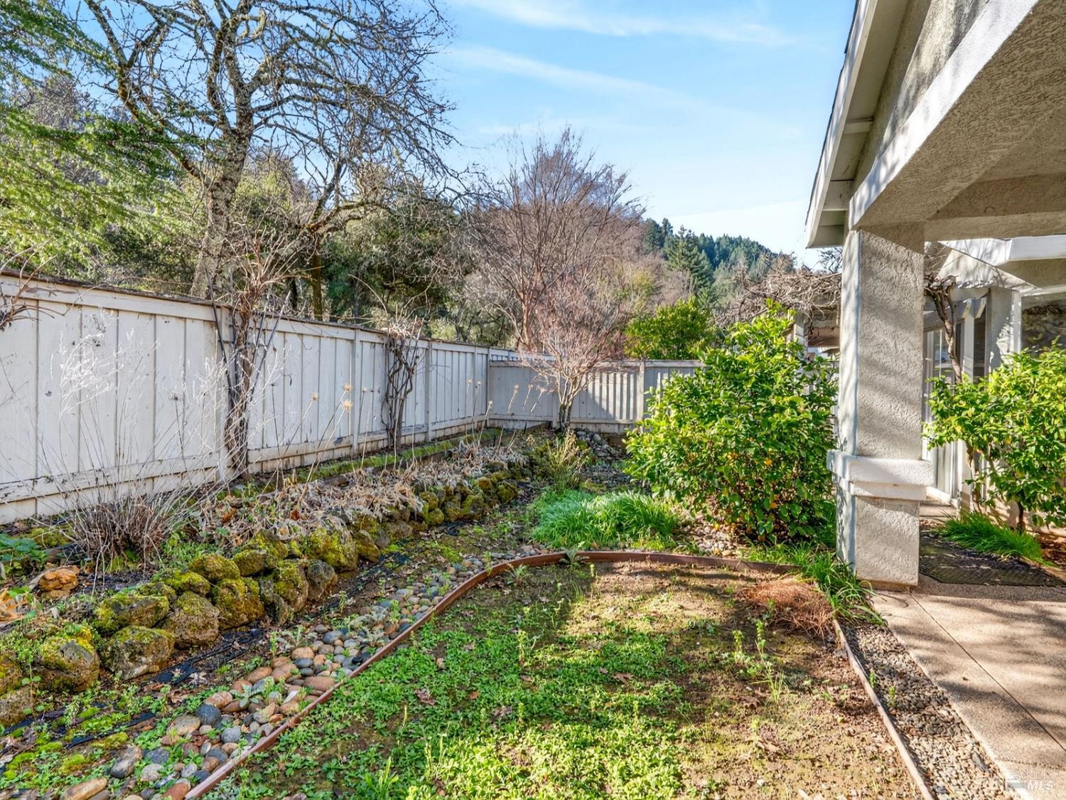 Detail Gallery Image 44 of 67 For 259 Red Mountain Dr, Cloverdale,  CA 95425 - 2 Beds | 2 Baths