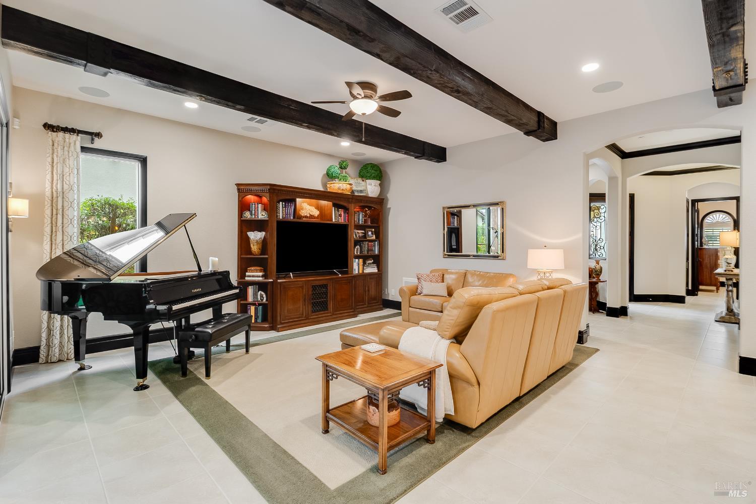 Detail Gallery Image 17 of 71 For 1643 Chianti Ln, Brentwood,  CA 94513 - 2 Beds | 2/1 Baths