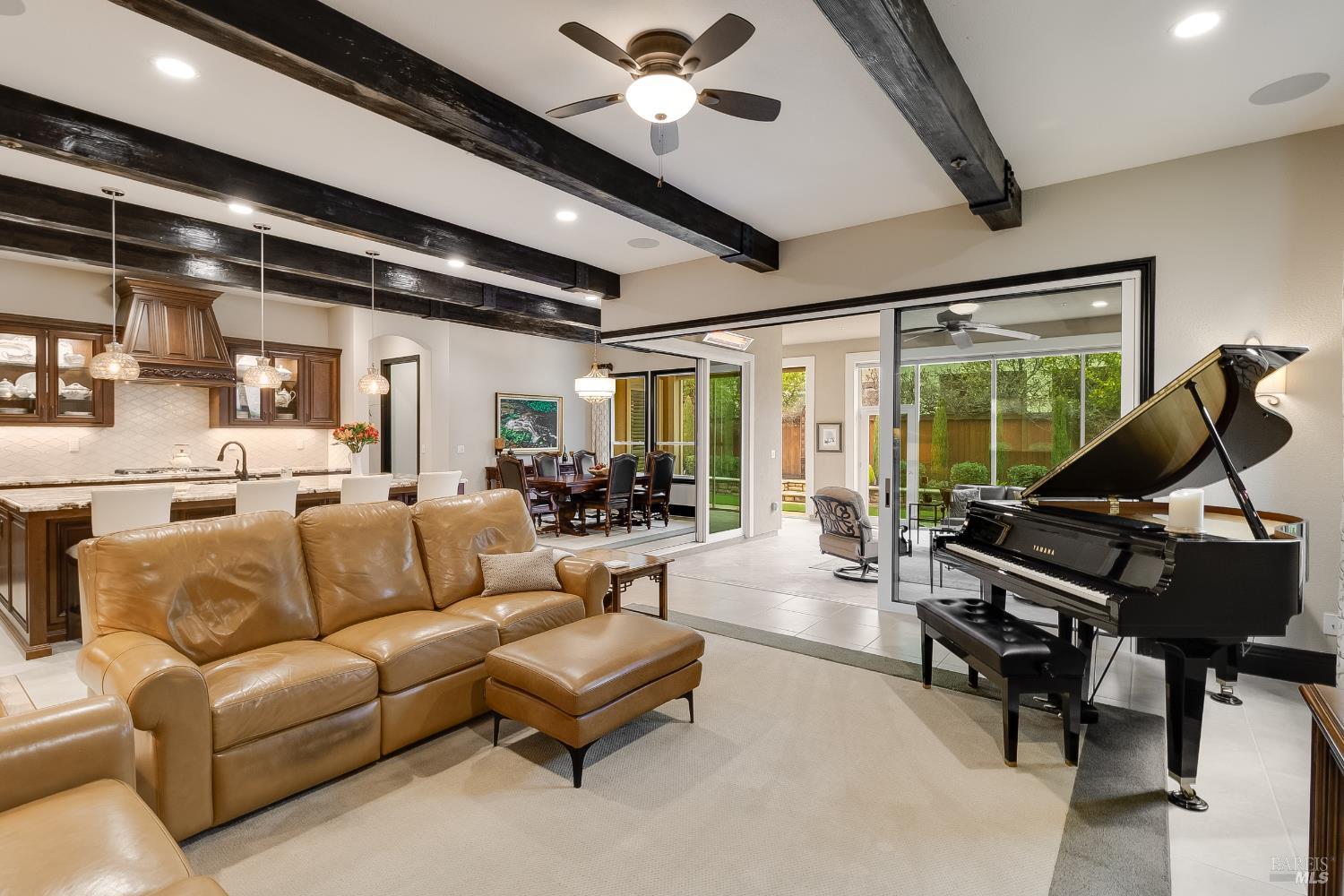 Detail Gallery Image 16 of 71 For 1643 Chianti Ln, Brentwood,  CA 94513 - 2 Beds | 2/1 Baths