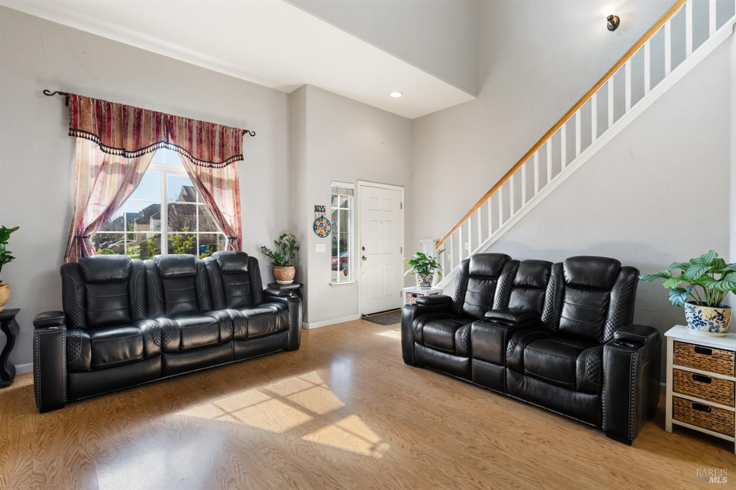 Detail Gallery Image 11 of 23 For 2358 Wicket Ave, Santa Rosa,  CA 95403 - 3 Beds | 2/1 Baths