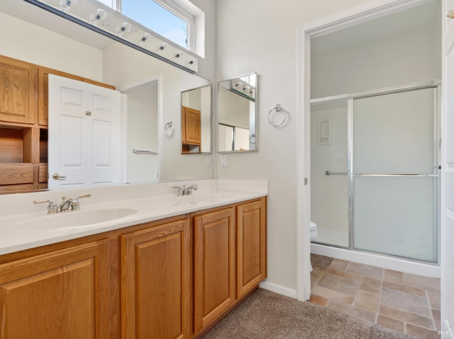 Detail Gallery Image 7 of 67 For 259 Red Mountain Dr, Cloverdale,  CA 95425 - 2 Beds | 2 Baths