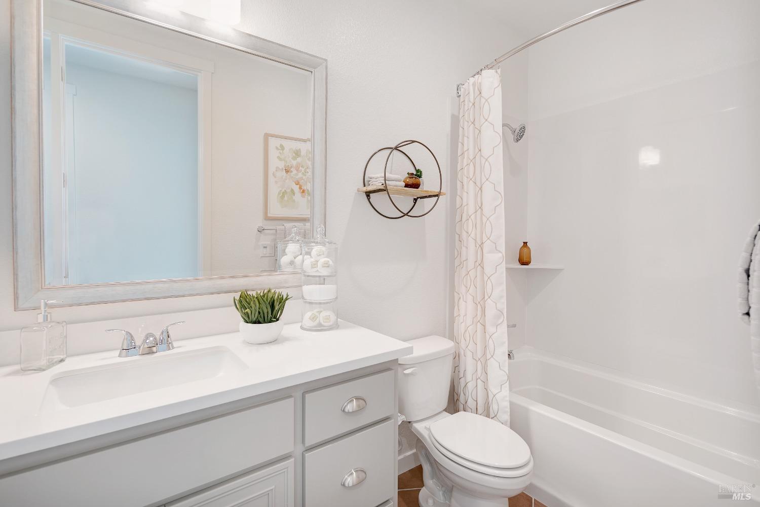 Detail Gallery Image 17 of 41 For 2395 Reunion Ln, Rio Vista,  CA 94571 - 2 Beds | 2 Baths