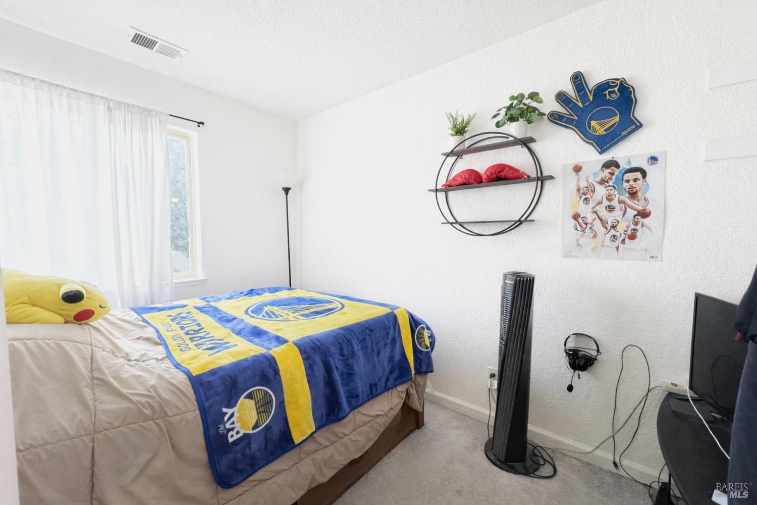 Detail Gallery Image 33 of 35 For 2607 Westberry Dr, Santa Rosa,  CA 95403 - 3 Beds | 2/1 Baths