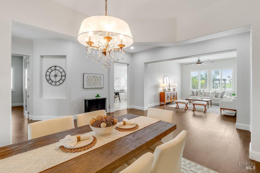 Detail Gallery Image 6 of 48 For 379 Mcallister Dr, Benicia,  CA 94510 - 4 Beds | 3 Baths