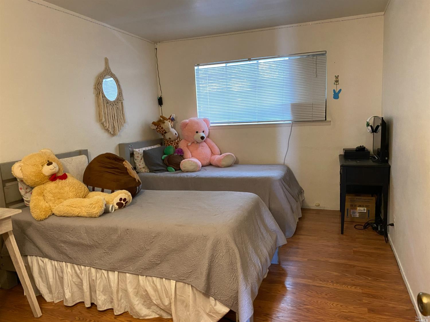 Detail Gallery Image 29 of 47 For 45 Griggs Ln, Napa,  CA 94558 - – Beds | – Baths