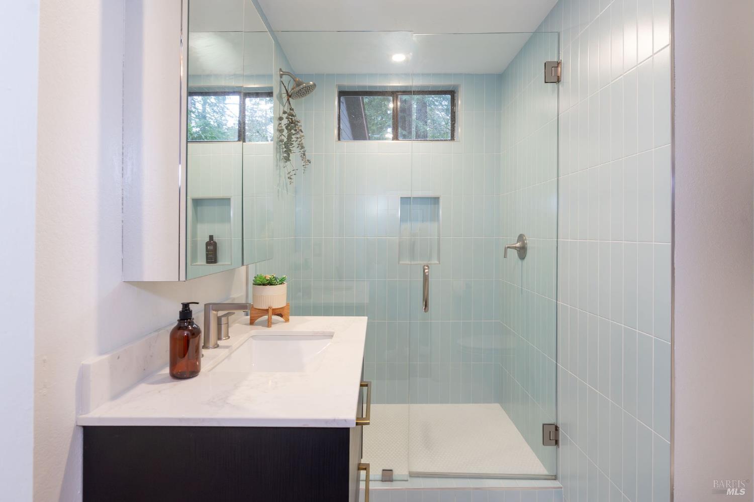Detail Gallery Image 11 of 49 For 14225 Cherry St, Guerneville,  CA 95446 - 2 Beds | 1 Baths