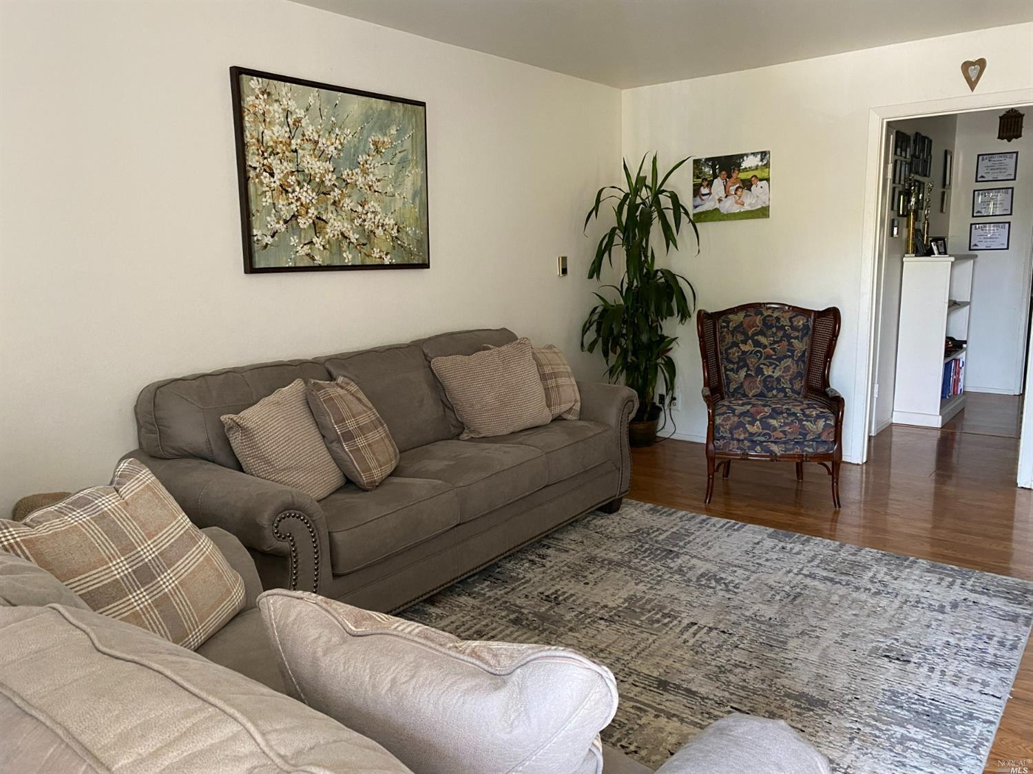 Detail Gallery Image 25 of 47 For 45 Griggs Ln, Napa,  CA 94558 - – Beds | – Baths