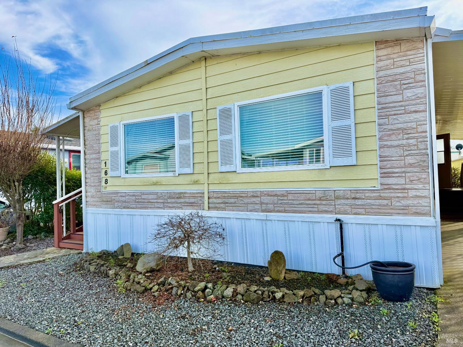 Detail Gallery Image 3 of 33 For 168 Shoreham Way, Santa Rosa,  CA 95401 - 2 Beds | 2 Baths