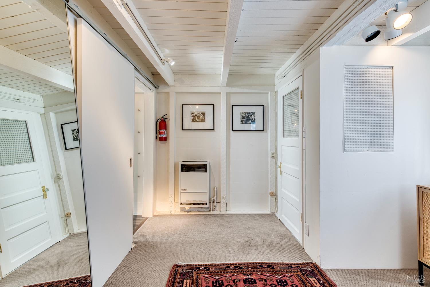 Detail Gallery Image 13 of 27 For 11 E Pier Unkn, Sausalito,  CA 94965 - 2 Beds | 2 Baths