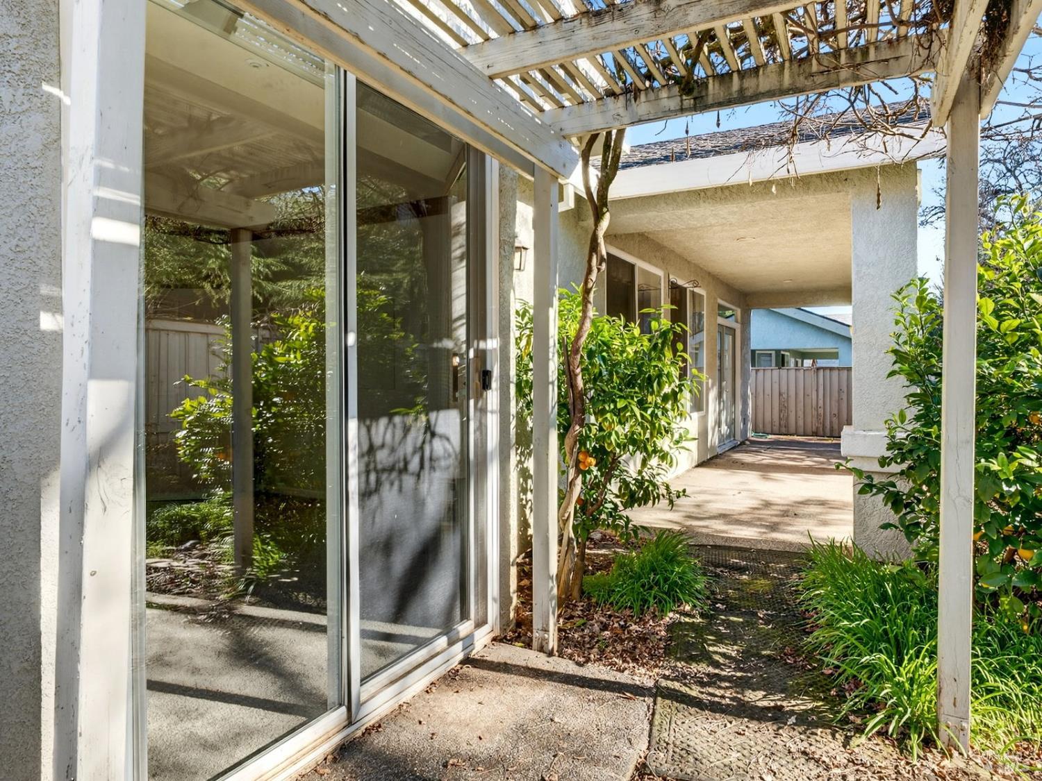 Detail Gallery Image 34 of 67 For 259 Red Mountain Dr, Cloverdale,  CA 95425 - 2 Beds | 2 Baths