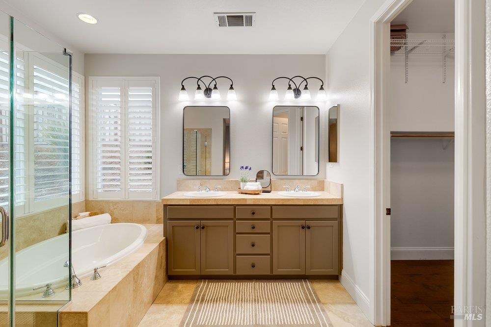 Detail Gallery Image 23 of 48 For 379 Mcallister Dr, Benicia,  CA 94510 - 4 Beds | 3 Baths