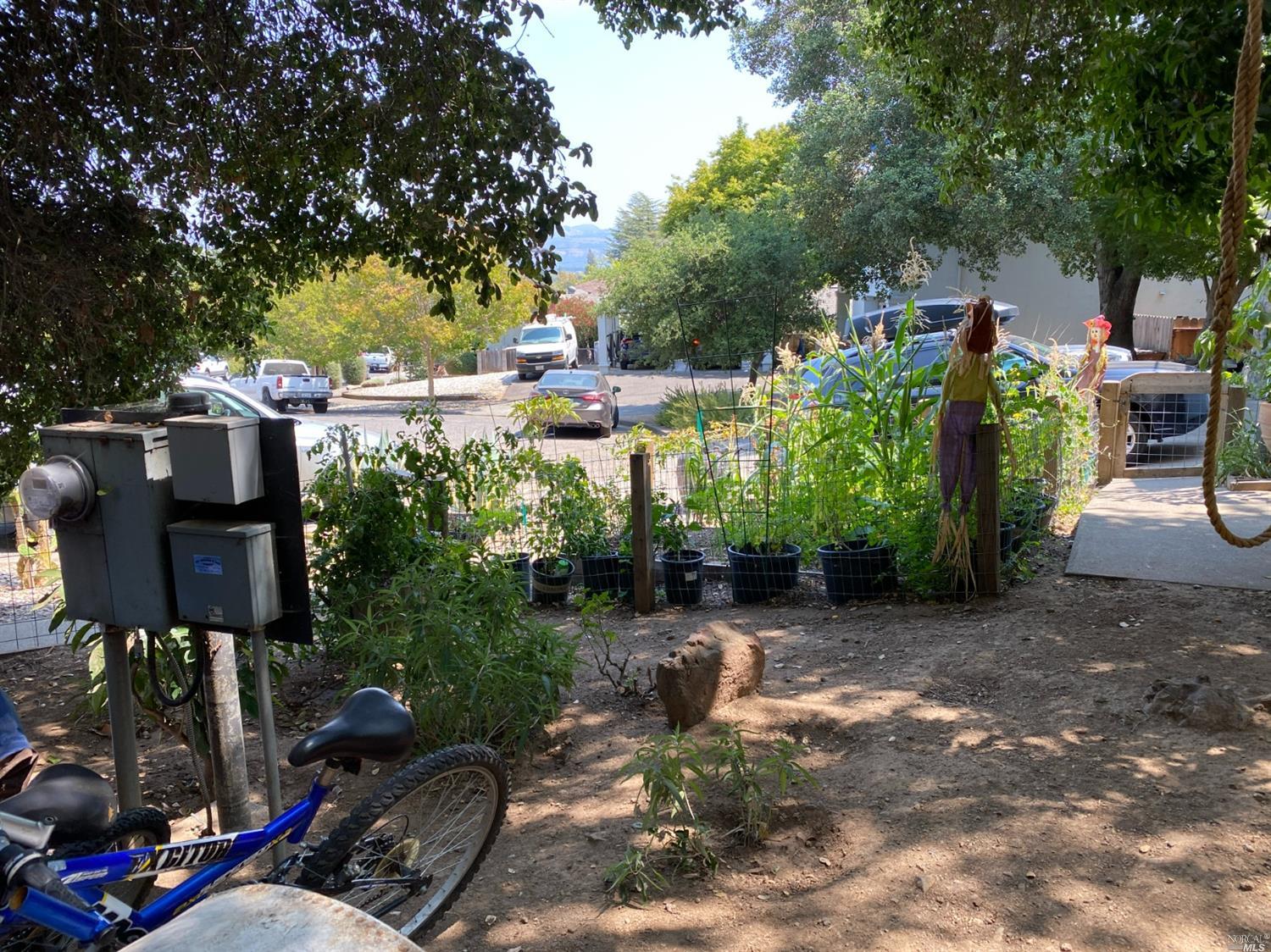 Detail Gallery Image 21 of 47 For 45 Griggs Ln, Napa,  CA 94558 - – Beds | – Baths