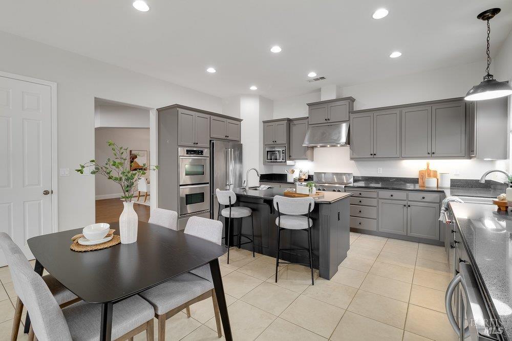 Detail Gallery Image 12 of 48 For 379 Mcallister Dr, Benicia,  CA 94510 - 4 Beds | 3 Baths