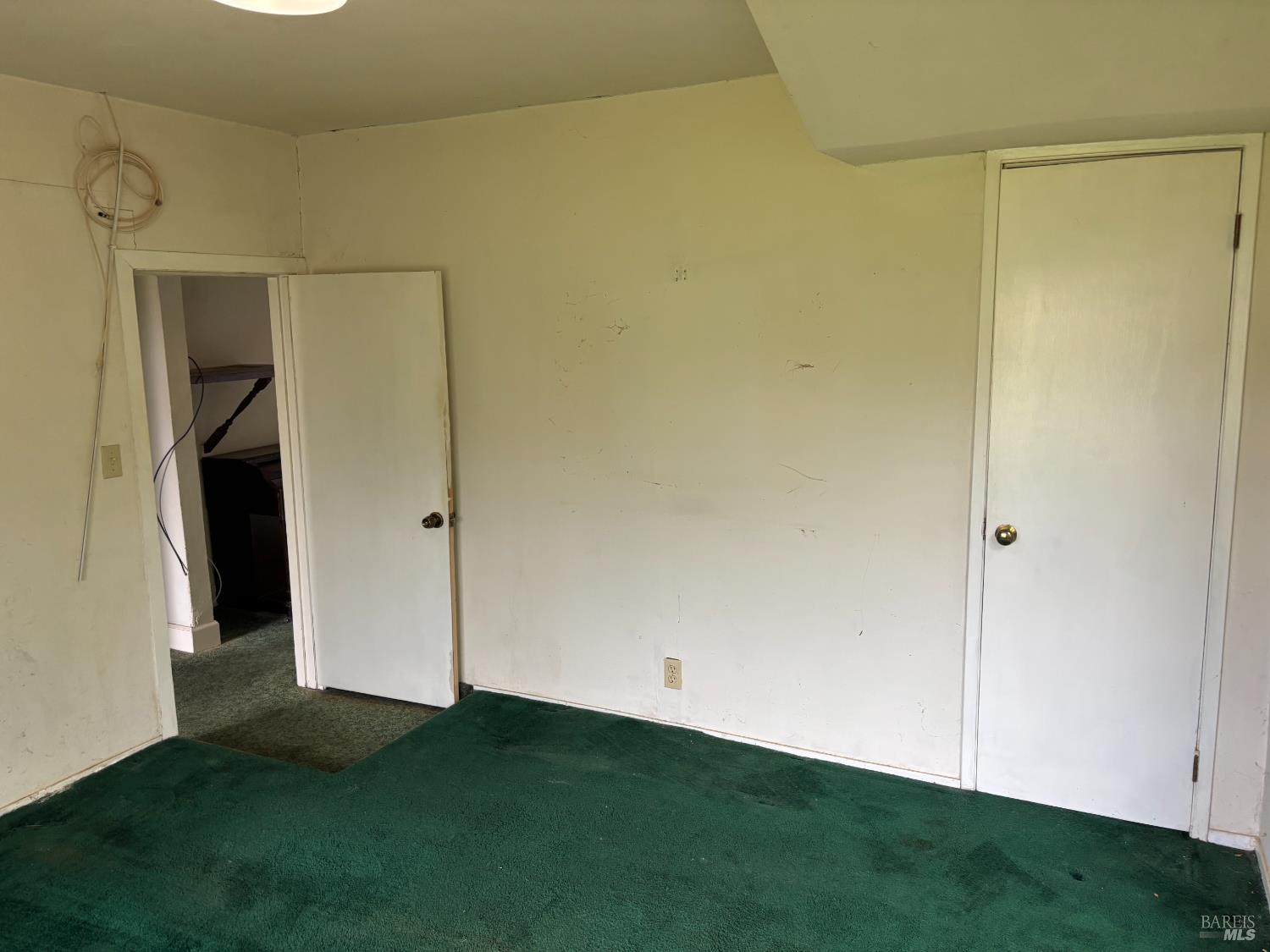 Detail Gallery Image 12 of 15 For 1427 Russell Ave, Santa Rosa,  CA 95403 - 2 Beds | 2 Baths