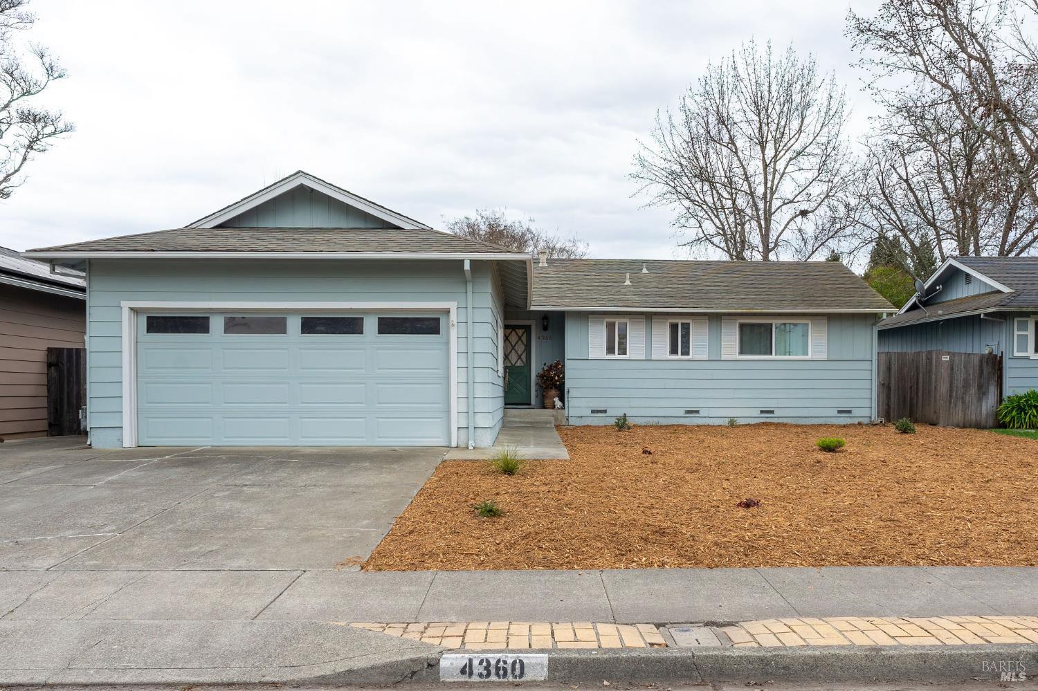 Front Image Thumbnail for BA326004144