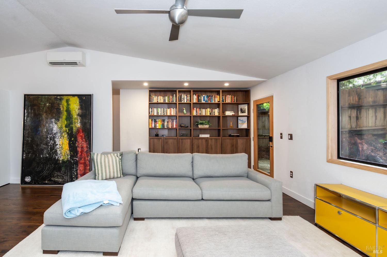 Detail Gallery Image 21 of 49 For 14225 Cherry St, Guerneville,  CA 95446 - 2 Beds | 1 Baths