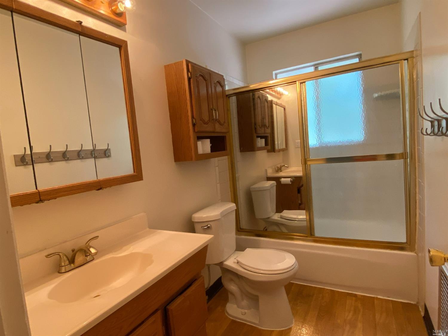 Detail Gallery Image 18 of 47 For 45 Griggs Ln, Napa,  CA 94558 - – Beds | – Baths