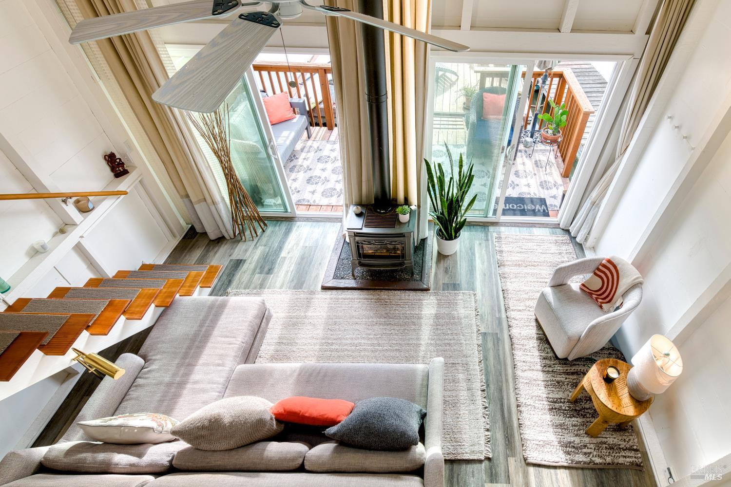 Detail Gallery Image 20 of 27 For 11 E Pier Unkn, Sausalito,  CA 94965 - 2 Beds | 2 Baths