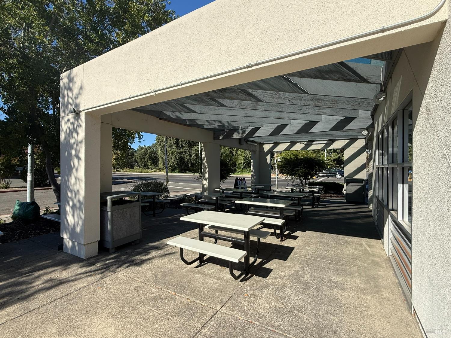 Detail Gallery Image 3 of 11 For 1800 Mendocino Ave, Santa Rosa,  CA 95401 - – Beds | – Baths