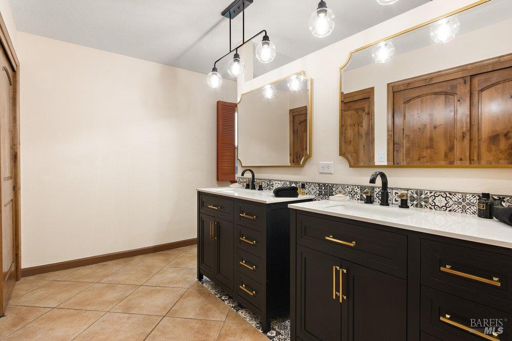 Detail Gallery Image 19 of 30 For 1190 Church St, Benicia,  CA 94510 - 3 Beds | 2 Baths