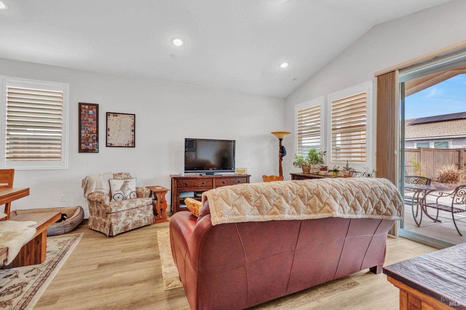 Detail Gallery Image 17 of 60 For 315 White Owl St, Dixon,  CA 95620 - 2 Beds | 2 Baths