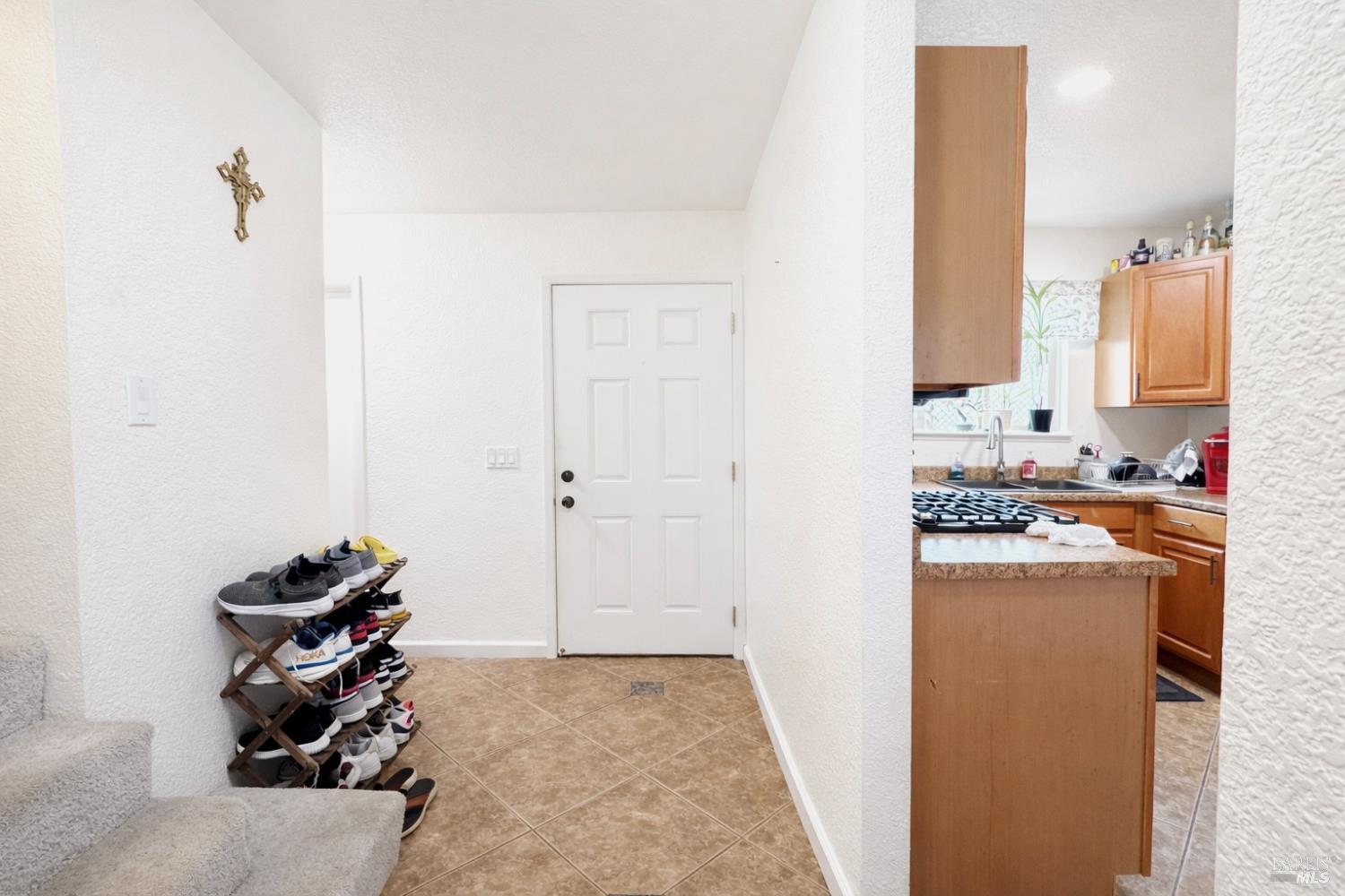 Detail Gallery Image 5 of 35 For 2607 Westberry Dr, Santa Rosa,  CA 95403 - 3 Beds | 2/1 Baths