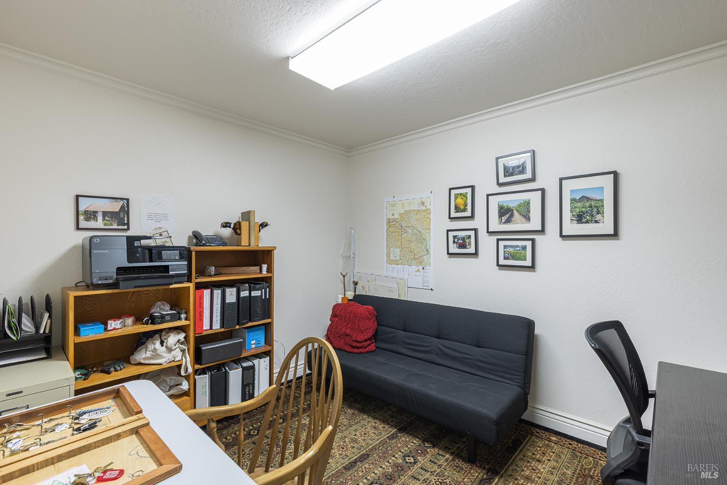 Detail Gallery Image 17 of 18 For 390 Magnolia Dr, Healdsburg,  CA 95448 - – Beds | – Baths