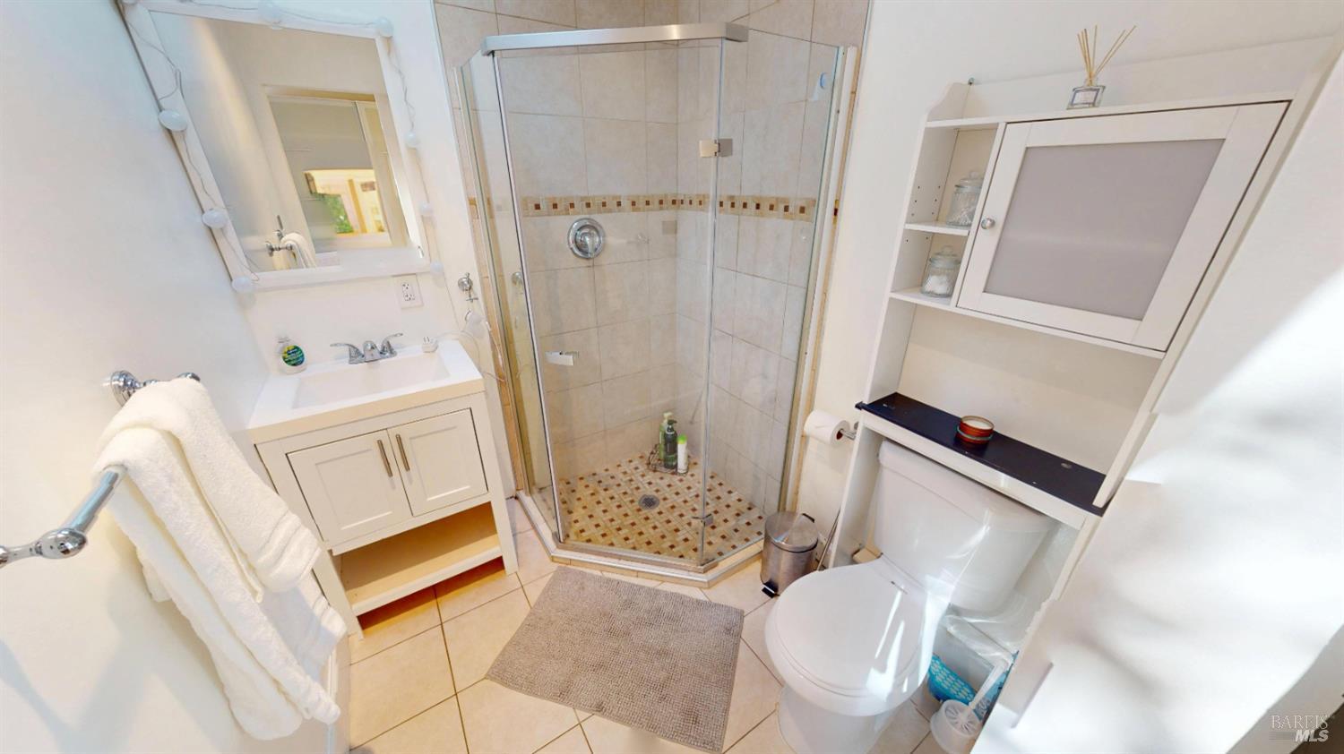 Detail Gallery Image 10 of 17 For 833 Belle Ave, San Rafael,  CA 94901 - 3 Beds | 1 Baths