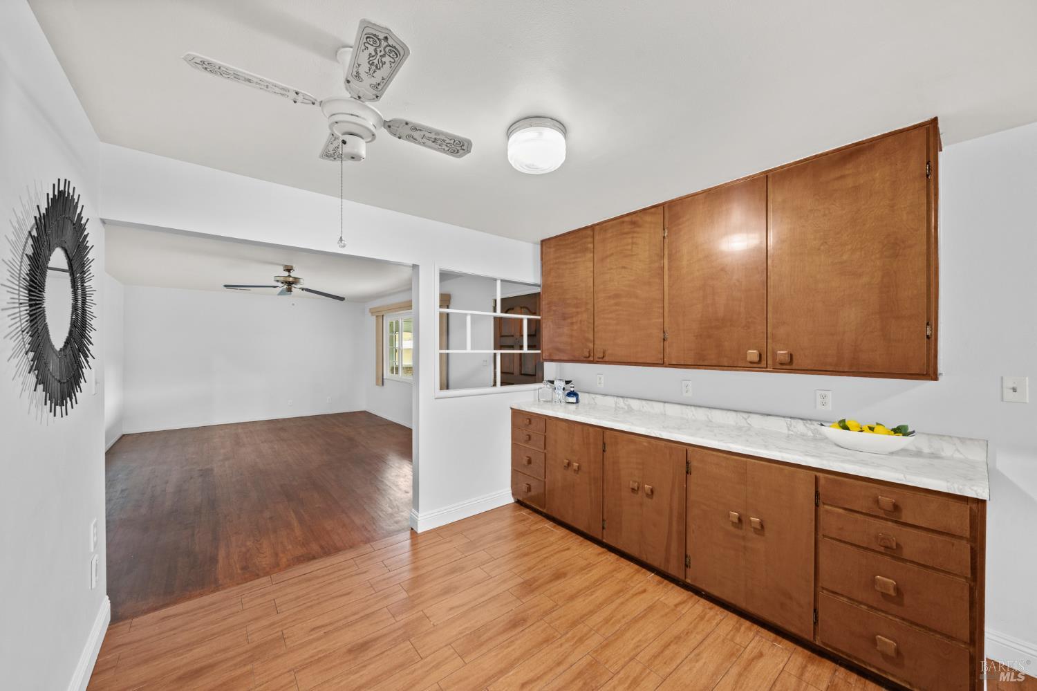 Detail Gallery Image 6 of 44 For 1949 New Jersey St, Fairfield,  CA 94533 - 3 Beds | 2 Baths