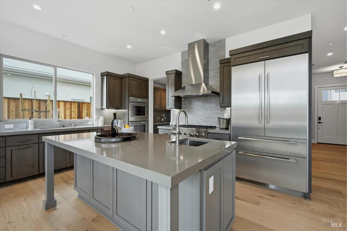 Detail Gallery Image 10 of 39 For 135 Waterstone Ct, Napa,  CA 94558 - 5 Beds | 4/1 Baths