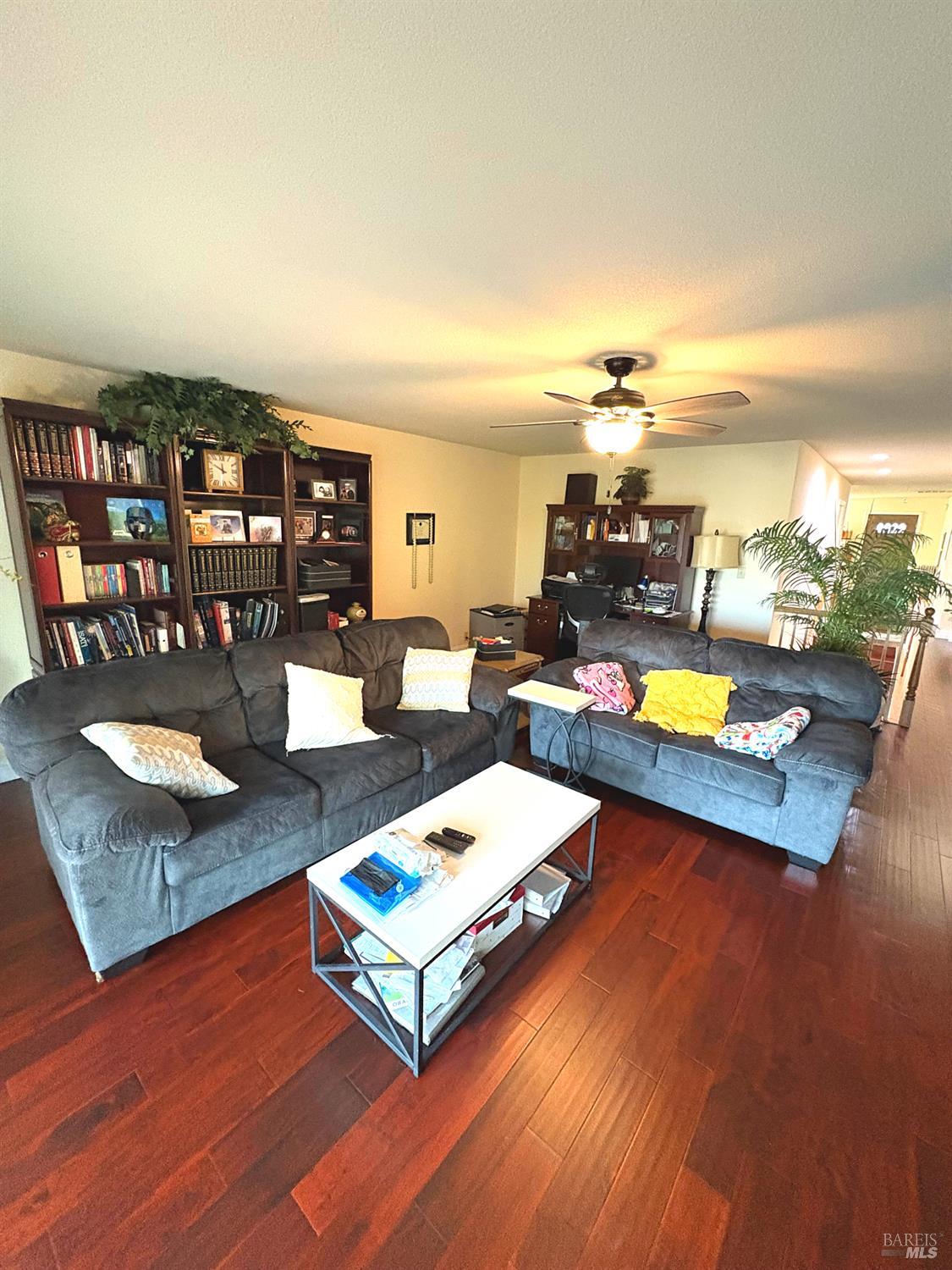 Detail Gallery Image 22 of 54 For 32 Romine Way, Vallejo,  CA 94591 - 5 Beds | 3 Baths