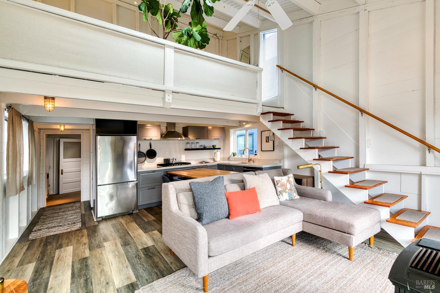 Front Image Thumbnail for BA326011490