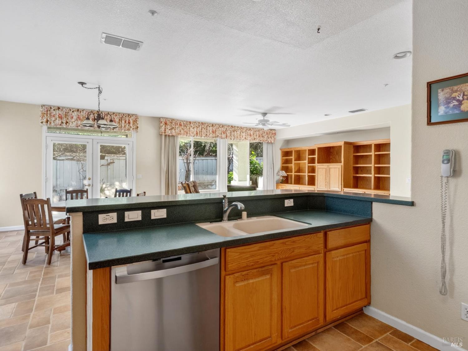 Detail Gallery Image 27 of 67 For 259 Red Mountain Dr, Cloverdale,  CA 95425 - 2 Beds | 2 Baths