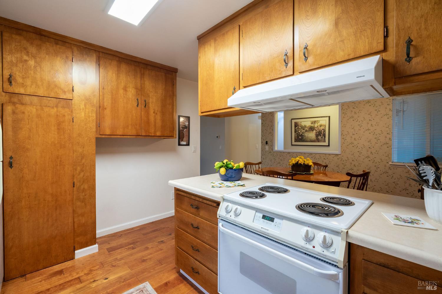 Detail Gallery Image 25 of 53 For 4360 Princeton Way, Santa Rosa,  CA 95405 - 4 Beds | 2 Baths