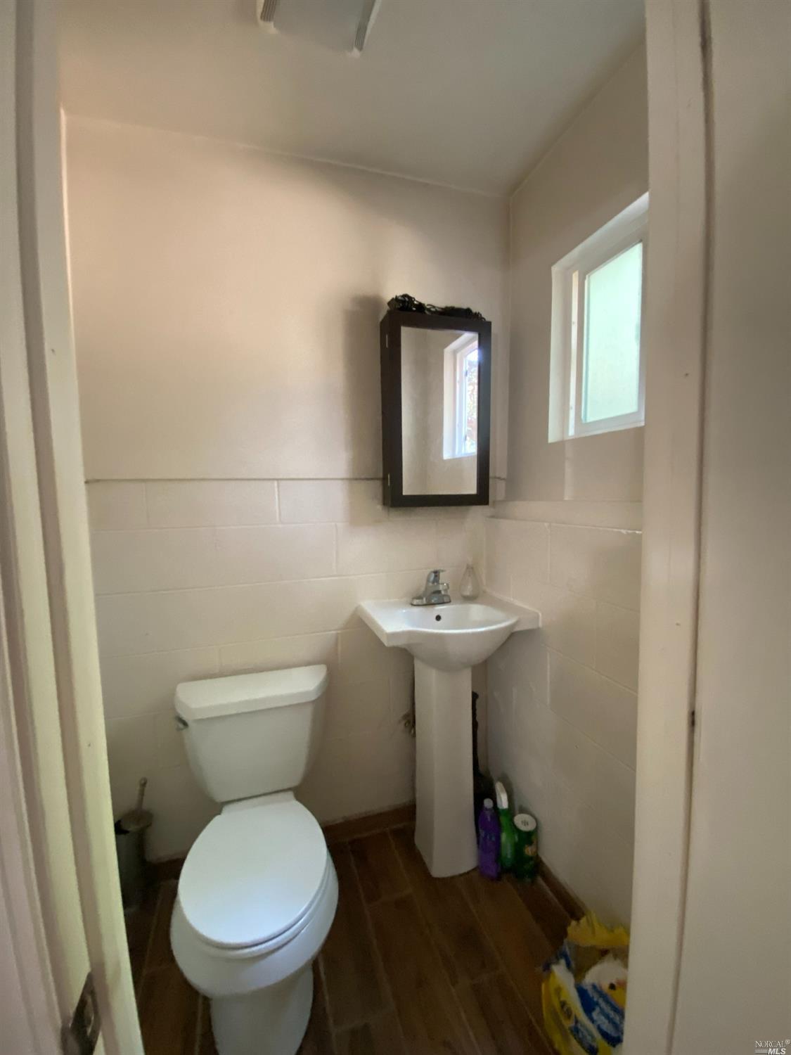 Detail Gallery Image 35 of 47 For 45 Griggs Ln, Napa,  CA 94558 - – Beds | – Baths