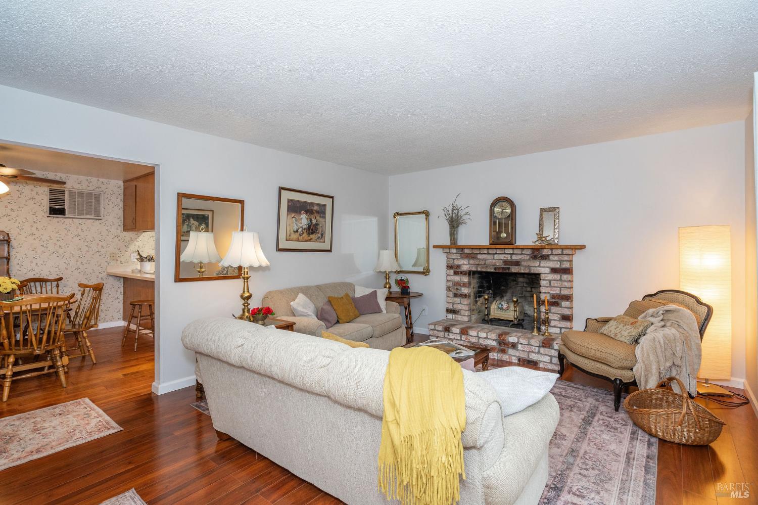 Detail Gallery Image 19 of 53 For 4360 Princeton Way, Santa Rosa,  CA 95405 - 4 Beds | 2 Baths