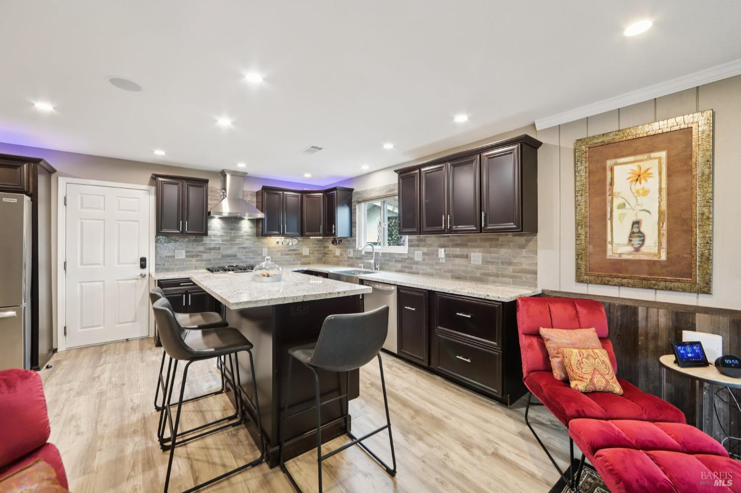 Detail Gallery Image 16 of 44 For 3273 Macfadden St, Napa,  CA 94558 - 3 Beds | 3 Baths