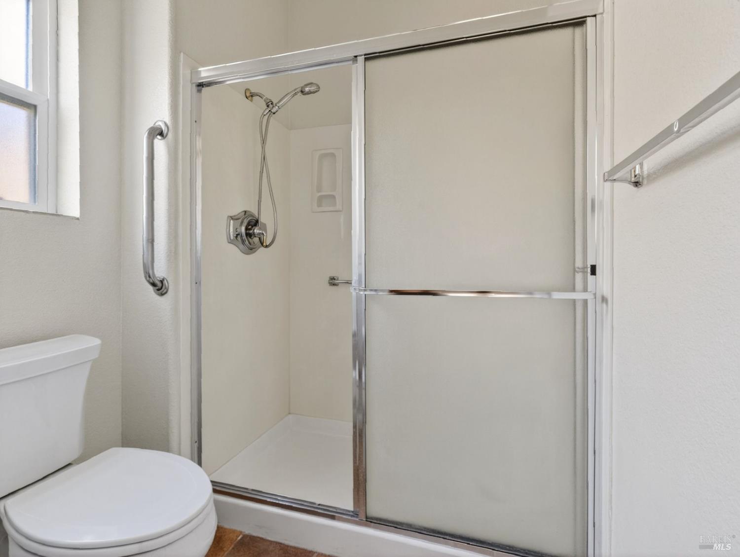 Detail Gallery Image 38 of 67 For 259 Red Mountain Dr, Cloverdale,  CA 95425 - 2 Beds | 2 Baths