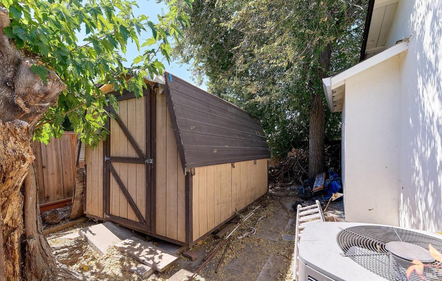 Detail Gallery Image 8 of 28 For 2117 Lopez Dr, Antioch,  CA 94509 - 4 Beds | 2 Baths