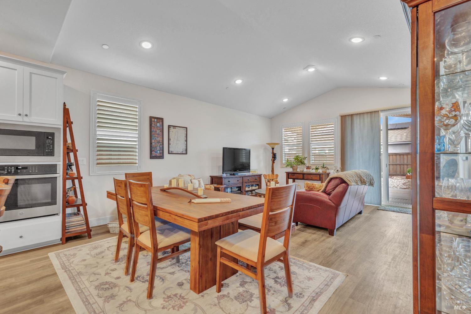 Detail Gallery Image 12 of 60 For 315 White Owl St, Dixon,  CA 95620 - 2 Beds | 2 Baths