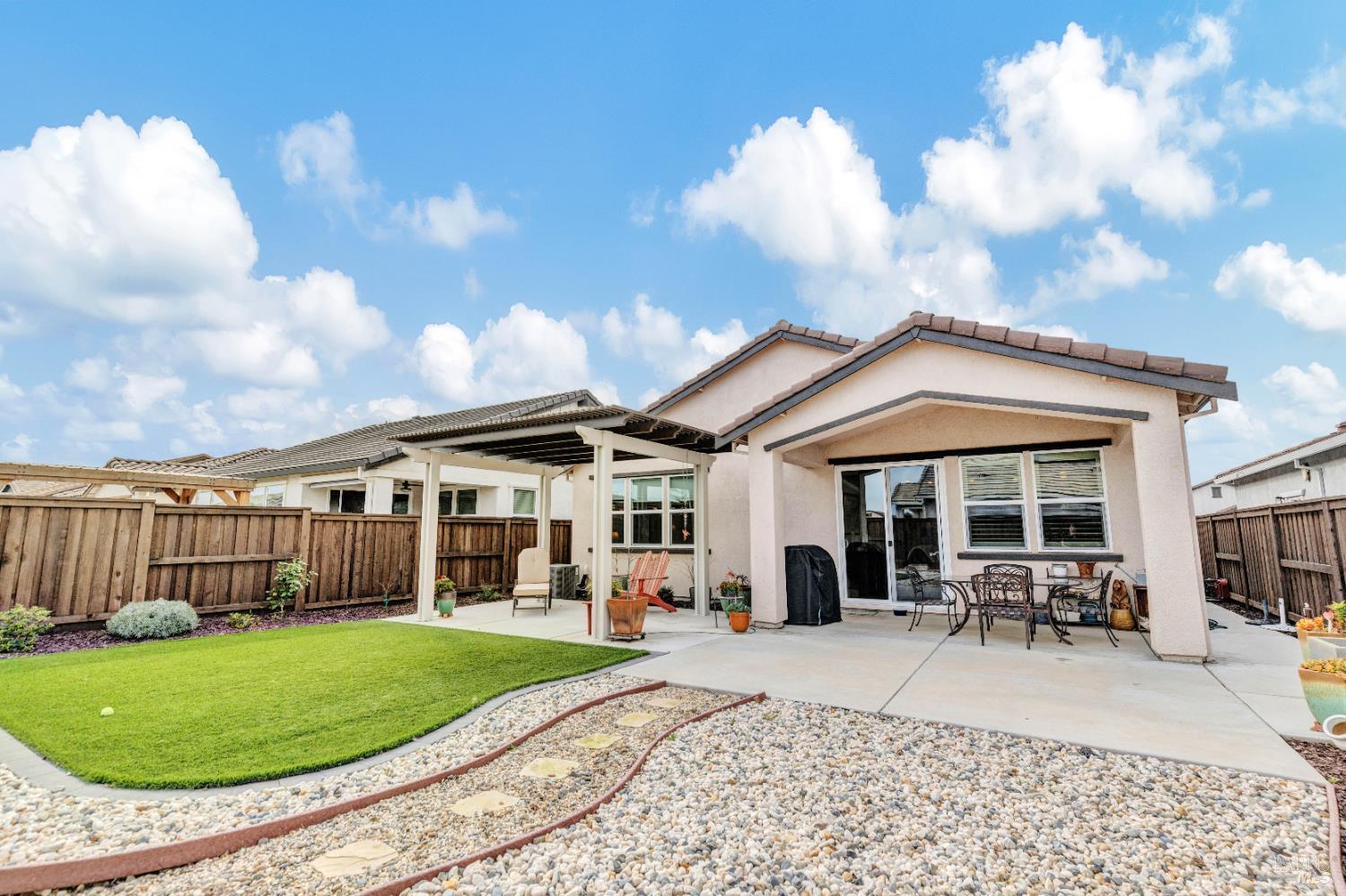 Detail Gallery Image 34 of 60 For 315 White Owl St, Dixon,  CA 95620 - 2 Beds | 2 Baths