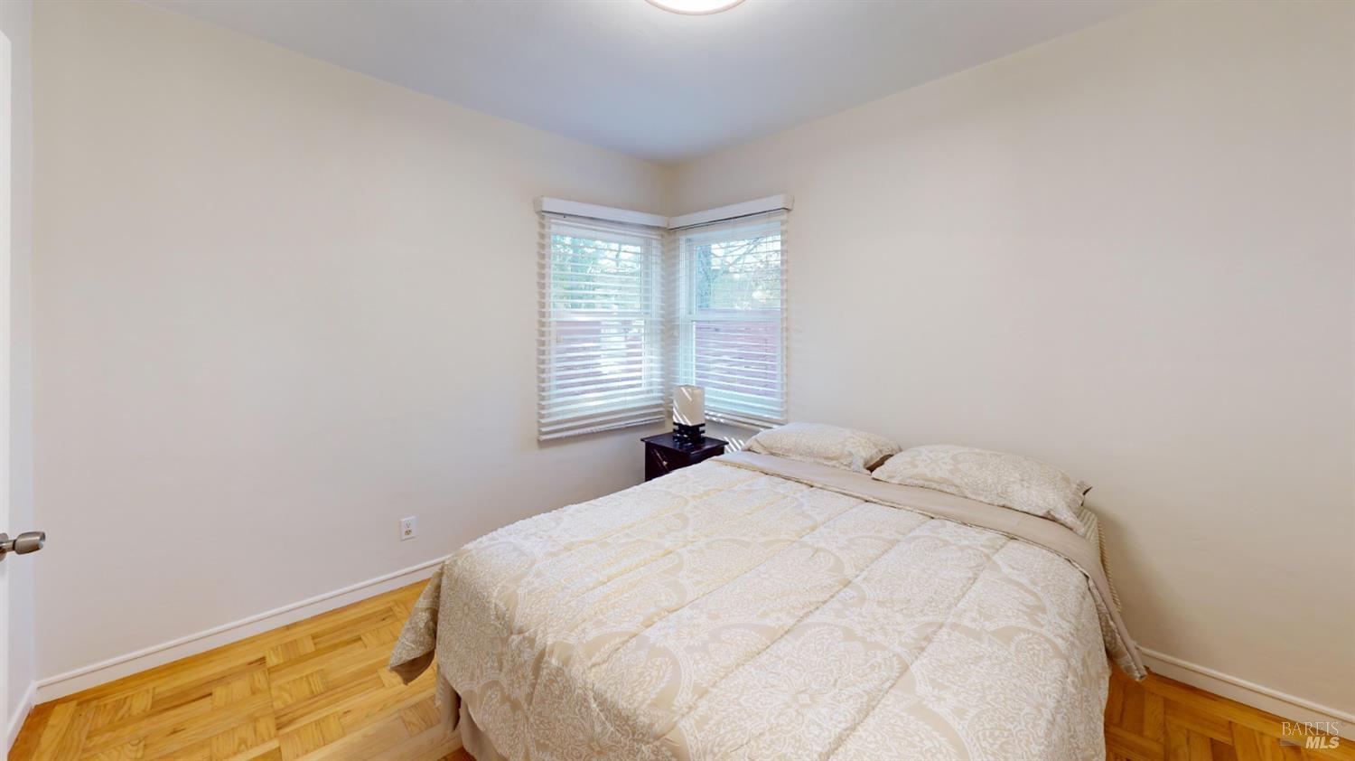 Detail Gallery Image 13 of 17 For 833 Belle Ave, San Rafael,  CA 94901 - 3 Beds | 1 Baths