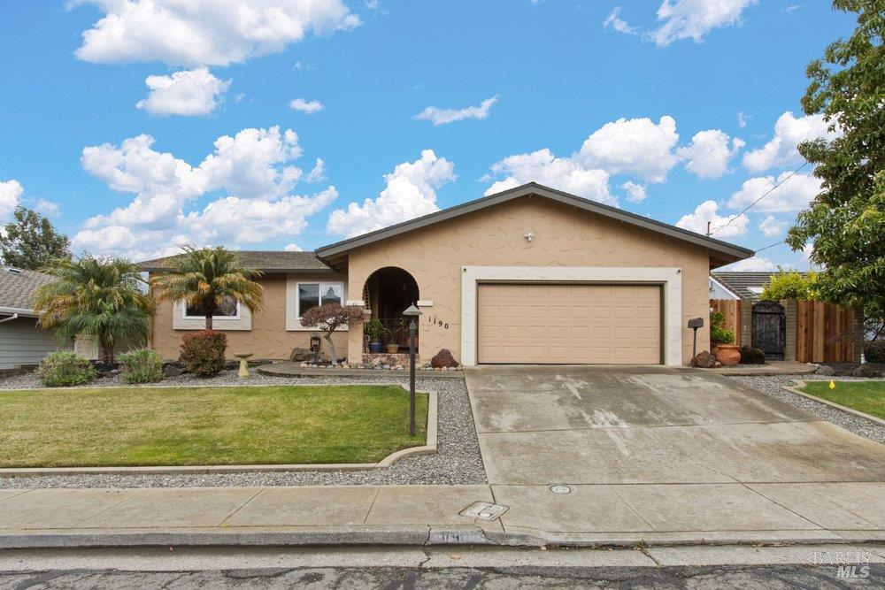 Detail Gallery Image 2 of 30 For 1190 Church St, Benicia,  CA 94510 - 3 Beds | 2 Baths