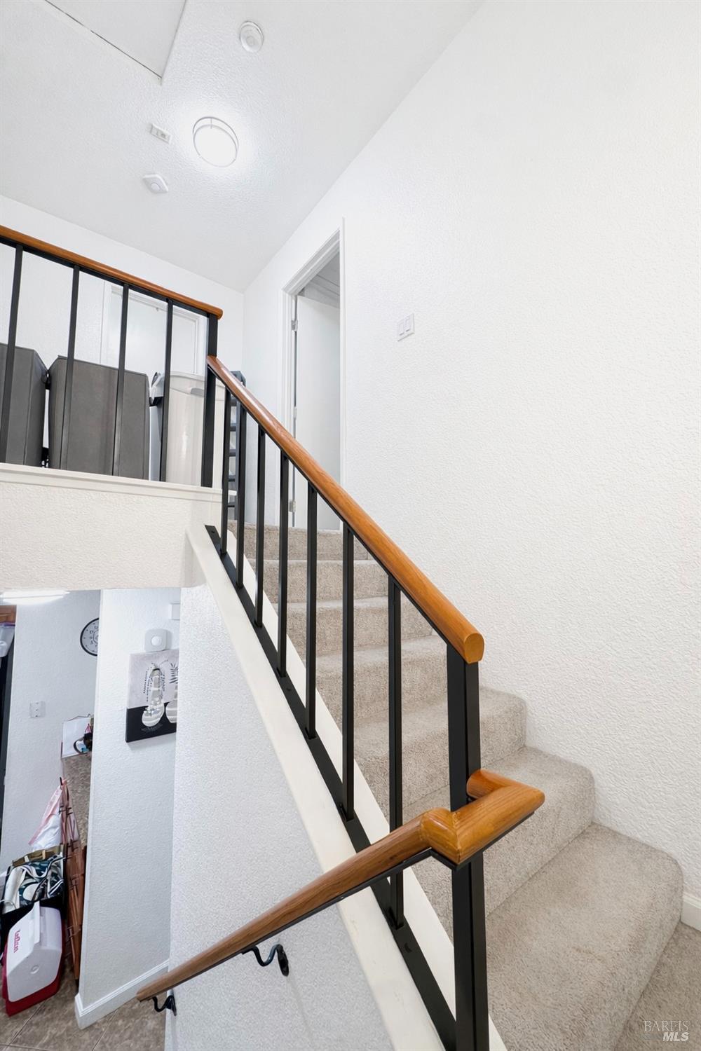 Detail Gallery Image 7 of 35 For 2607 Westberry Dr, Santa Rosa,  CA 95403 - 3 Beds | 2/1 Baths